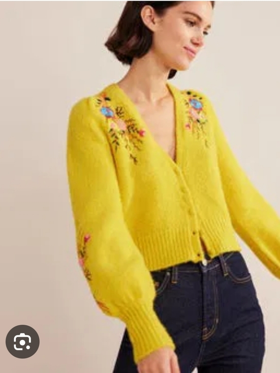 Boden Sweaters - Boden Embroidered Floral Detail Cardigan Wool Blend Floral Med